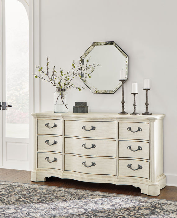 Arlendyne - Dresser - Antique White