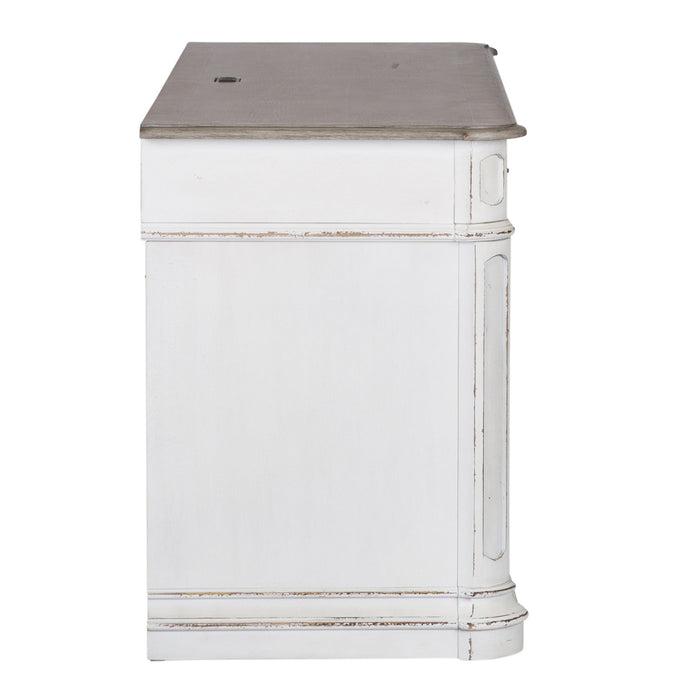 Magnolia Manor - Credenza