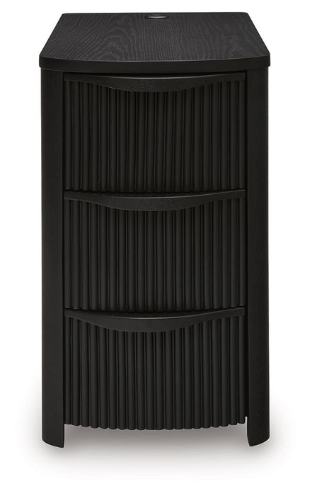 Camdill - Chair Side End Table